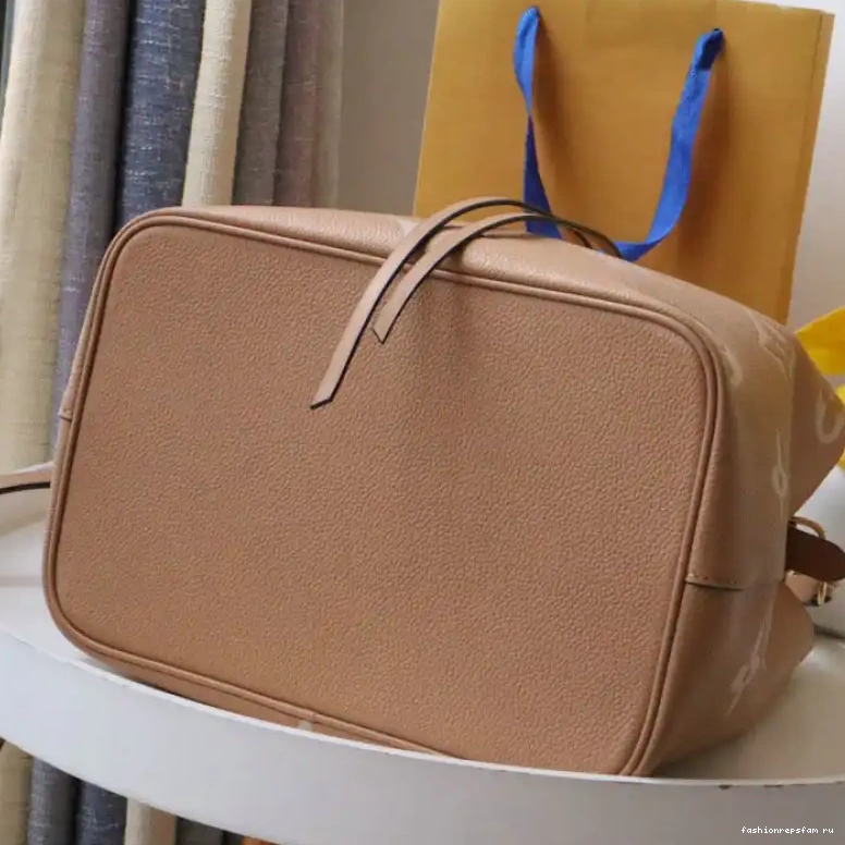 Fashionrepsfam ru Bag LV 2207DJ0010 0610